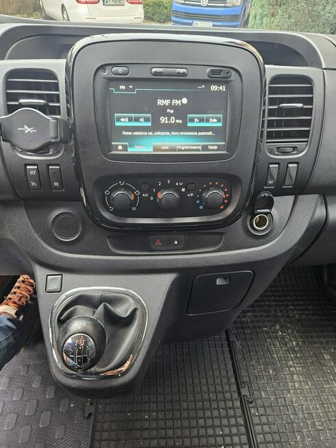 Opel Vivaro 1.6 CDTI140KM 8-osób Long Skrzydła Nawiewy Kamera Ładny Stan Serwis