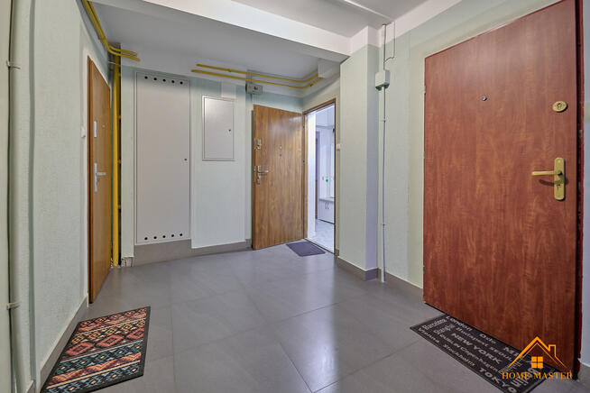 trzypokojowe z balkonem w centrum