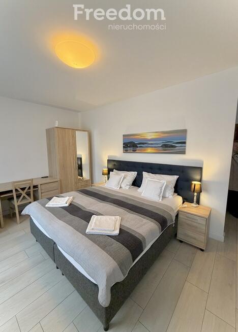 Aquamarina Studio z balkonem i garażem.