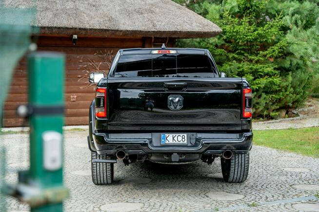 HEMI eTorque / Crew Cab Laramie / DOINWESTOWANY / 4x4 / FV 23%