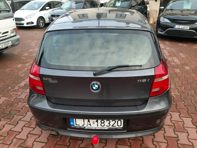 BMW 118 2.0 Benzyna. Manual. 143 Konie. Zarejestrowana i Ubezpieczona w PL.