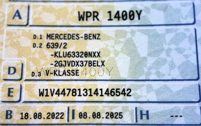 Mercedes V 250 Exclusive AMG Pak. Night 4Matic AirMatic Panorama Lodówka Kamera 360°