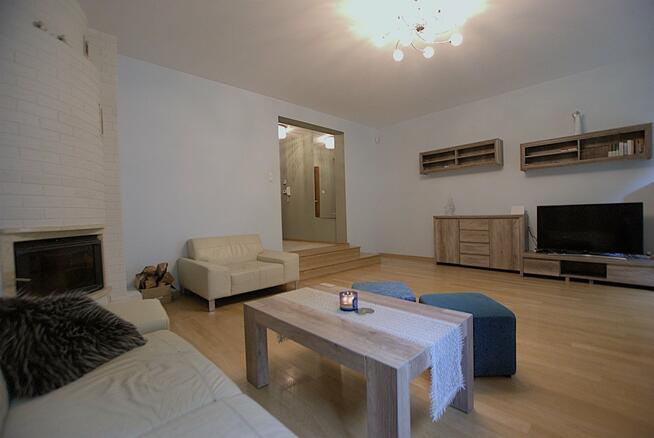 Dom Kielce Baranówek, Obrzeżna