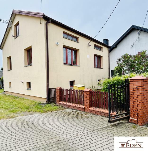 Dom Ujrzanów gm. Siedlce