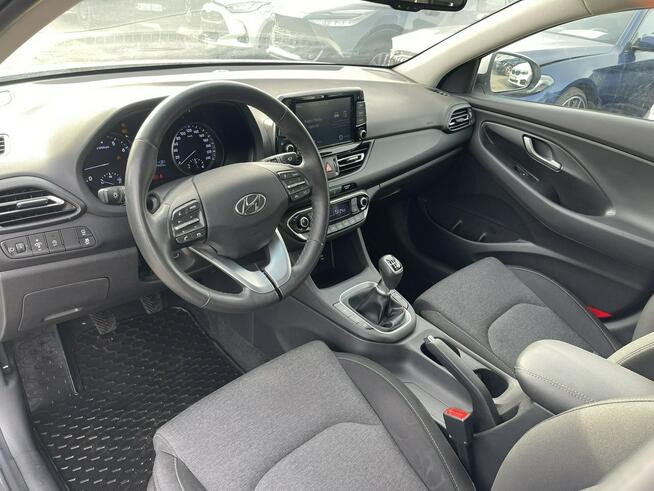Hyundai i30 Fast back mHEV Kliamtronik Podgrzewanie Kamera LED