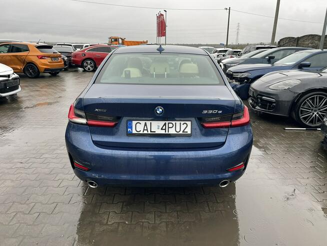 330E Hybryda Plug IN Xdrive Automat Pamieć 292KM