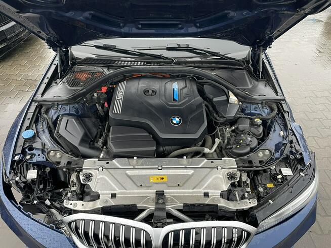 330E Hybryda Plug IN Xdrive Automat Pamieć 292KM