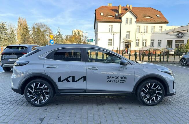 Kia XCeed 1.6 T-GDI 7DCT / Tribute / Wolf Gray / bezwypadkowy / demonstacyjny