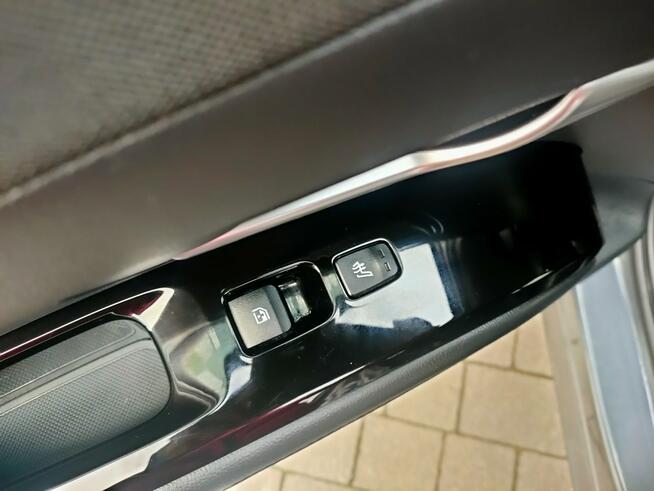 Hyundai Tucson 1.6 T-GDi MHEV Kamera Klimatronik NawigacjaTempomat PDC