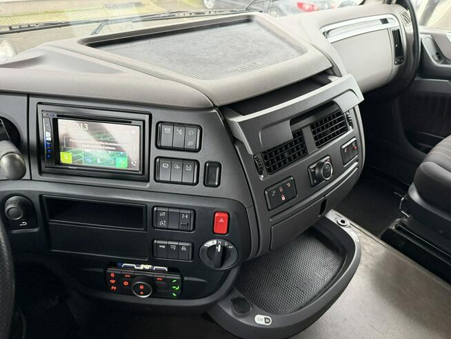 DAF XF 105.480, 3 osiowy, oś skrętna