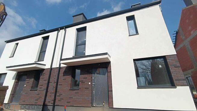 Dom Kryniczno gm. Wisznia Mała, ul. Parkowa