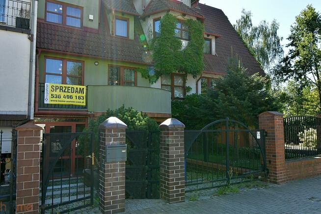 Dom Wrocław Fabryczna, Leśnica, Junacka