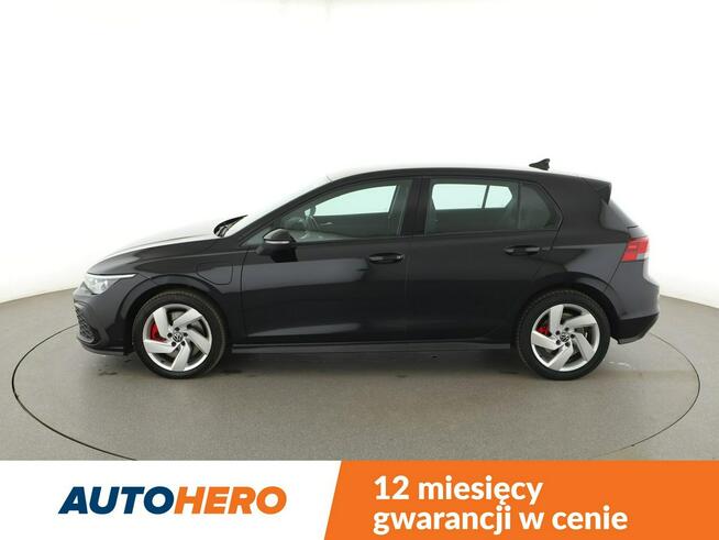 Volkswagen Golf PHEV full LED navi czujniki parkowania hak virtual cocpit grzane fotel