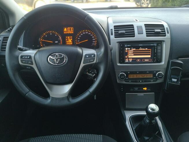 Toyota Avensis 2.0 D-4D 126KM Nav Kamera Klimatron Isofix Temp Parktron Alu Gwarancja