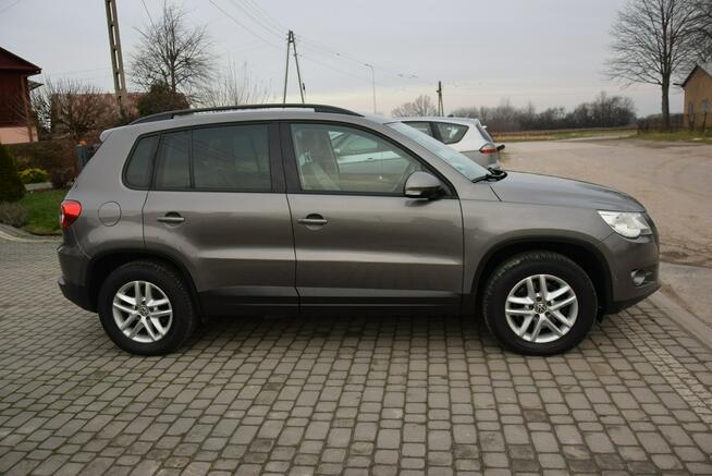 Volkswagen Tiguan 2.0TDI 136 TYS KM/ Navi/ Skóra/ 2 KPL KóŁ/ PDC/ Sprowadzony