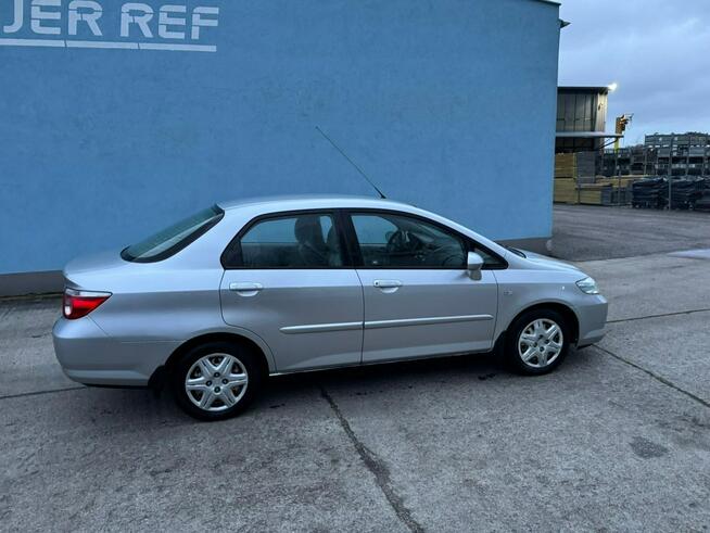 Honda City 2007 1,4 benzyna 2 tys zł
