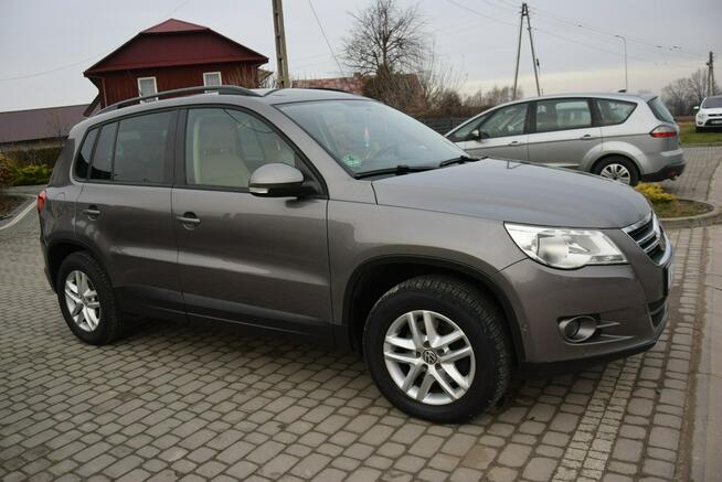 Volkswagen Tiguan 2.0TDI 136 TYS KM/ Navi/ Skóra/ 2 KPL KóŁ/ PDC/ Sprowadzony