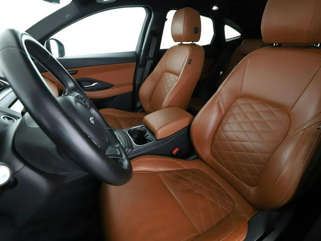 Jaguar E-Pace AWD Automat Navi Skóra Czujniki parkowania Klimatyzacja