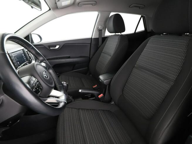 Kia Stonic FV23% niski przebieg grzane fotele+kier. klima-auto. tempomat PDC
