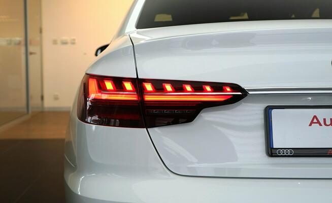 Audi A4 35TFSI Stronic Led Tempomat Ambiente Kamera Alu18" SalonPL Gwarancja