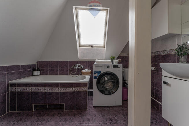 KLIMATYCZNE, JASNE, CICHE, AŻ 46 M2 PO PODŁODZE