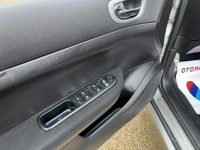 Peugeot 307 CC 2.0 Klima Alu El szyby KS Serw Bez Rdzy Stan BDB BEzwypadk Opłacony