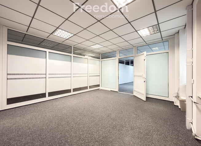 Jasny lokal biurowy 50 m² – Osiedle Młodych