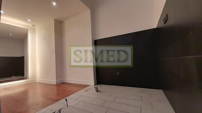 Parter, witryny, ogródek zabytkowa kamienica