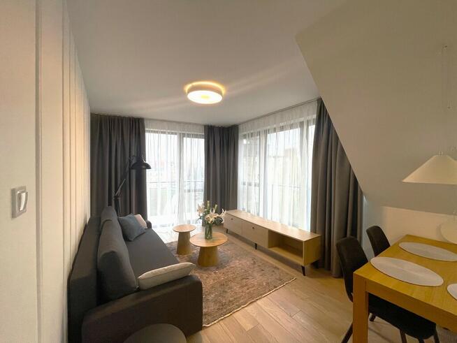 *2 pokoje z mp- Panieńska 3, Old Nova