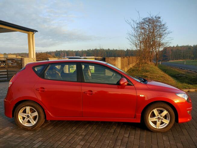 Hyundai i30 1.4 benzyna 101tyś km Klimatyzacja El szyby Alufelgi