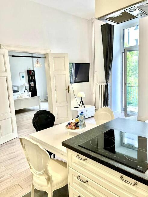 Mieszkanie Warszawa gm. Śródmieście Śródmieście, Hoża