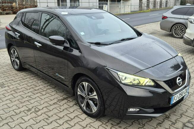 Nissan Leaf duza Bateria TEKNA Kamery 360 Grzana Kanapa Nawigacja Skóra