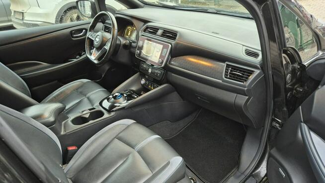 Nissan Leaf duza Bateria TEKNA Kamery 360 Grzana Kanapa Nawigacja Skóra