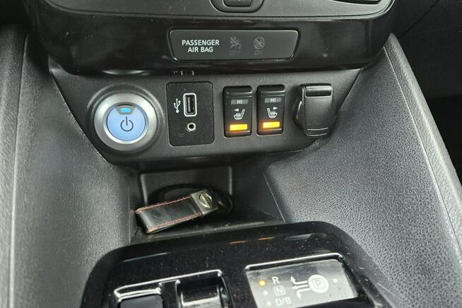 Nissan Leaf duza Bateria TEKNA Kamery 360 Grzana Kanapa Nawigacja Skóra