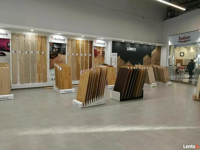 Sprzedawca w salonie drzwi i podłóg poszukiwany