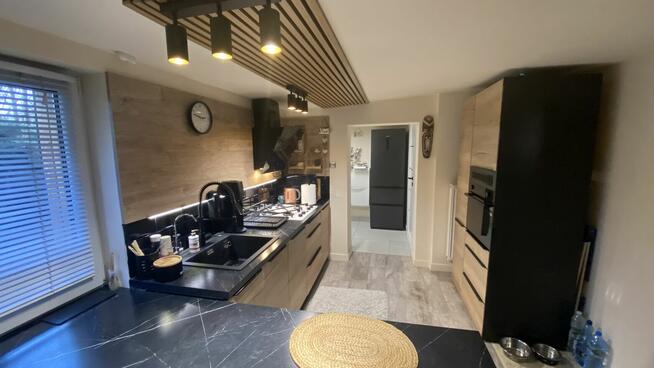 Dwa niewielkie domy na działce 3,3 ar w Sieradzu