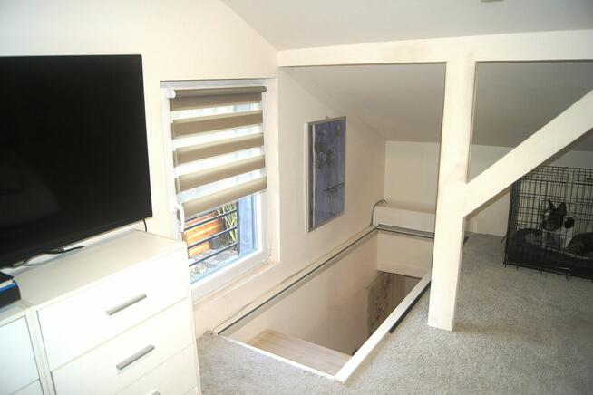 Dwa niewielkie domy na działce 3,3 ar w Sieradzu