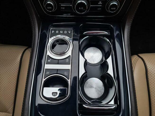 Jaguar XJL 3,0 benzyna 340KM AWD Long