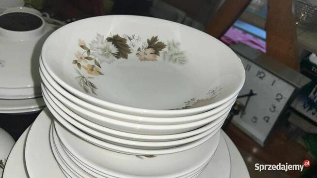 Filiżanka Westwood, Royal Doulton. Made in England.