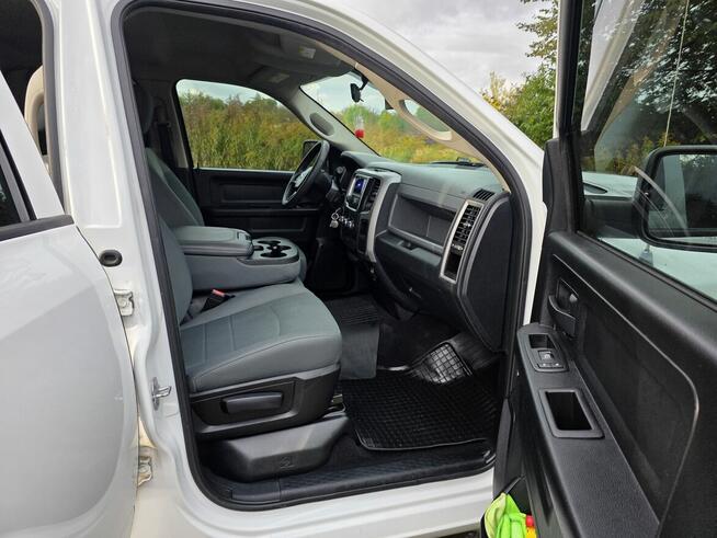 Dodge RAM Dodge ram 1500 4x4 5.7 hemi LPG 2016r.