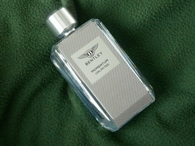 Bentley Momentum Unlimited woda toaletowa 100 ml