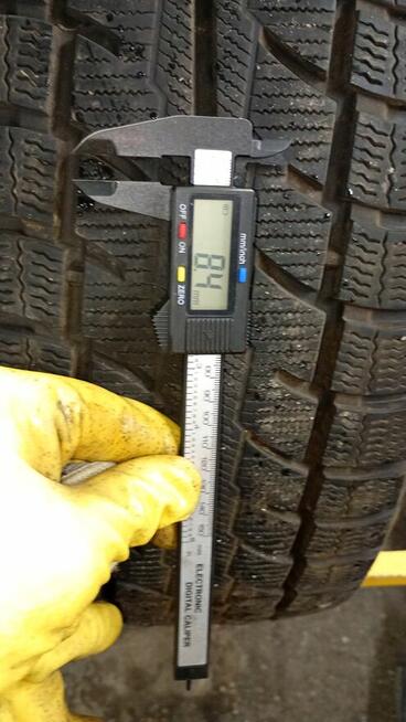 OPONA ZIMOWA 235/65/16C AUSTONE