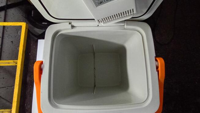 Lodówka turystyczna 12/230V