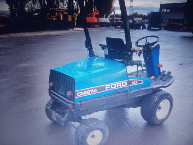 zamiatarki komunalne traktory ogrodnicze nowe ładowarki