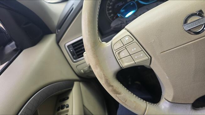 Syndyk sprzeda samochód Volvo XC70 - 80%