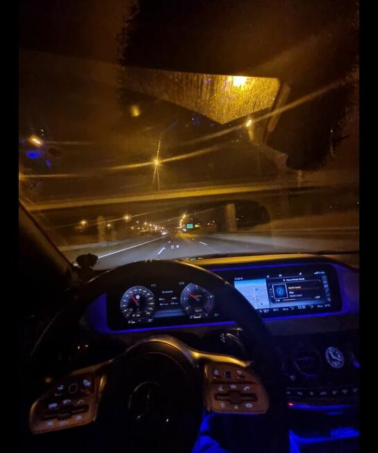 Elastyczna praca, fajna atmosfera. Wyłącznie pięć piękna