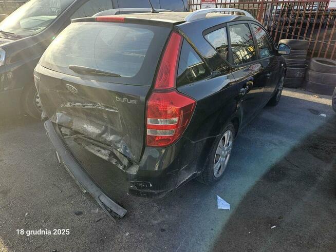 Sprzedam samochód osobowy