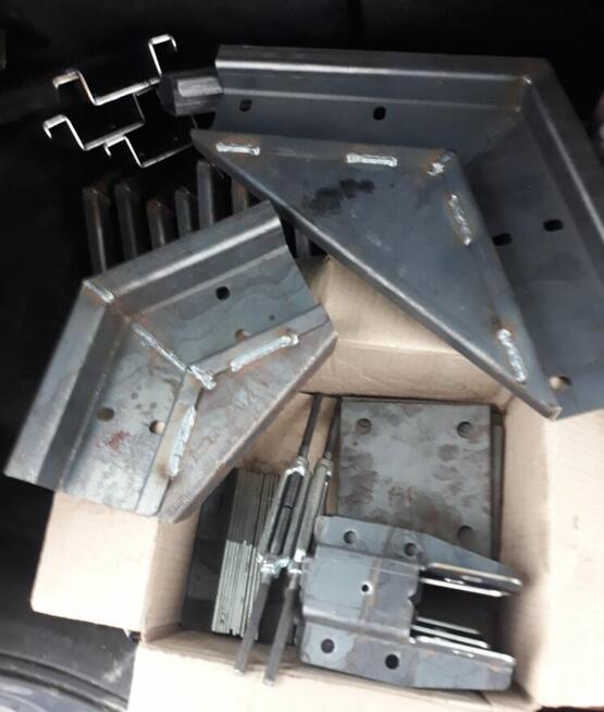 Konstrukcja stalowa z profila zamkniętego ocynkowanego 6,5x6