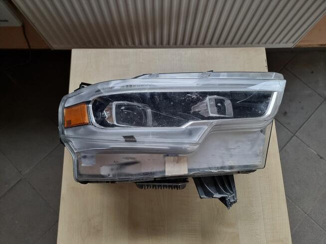 Dodge Ram 1500 Limited Lampa Reflektor Dynamic AFS BI-LED