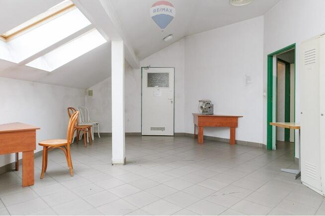 DO WYNAJĘCIA OBIEKT HANDLOWO–USŁUGOWO–MAGAZYNOWY